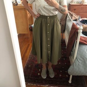 Vintage olive skirt